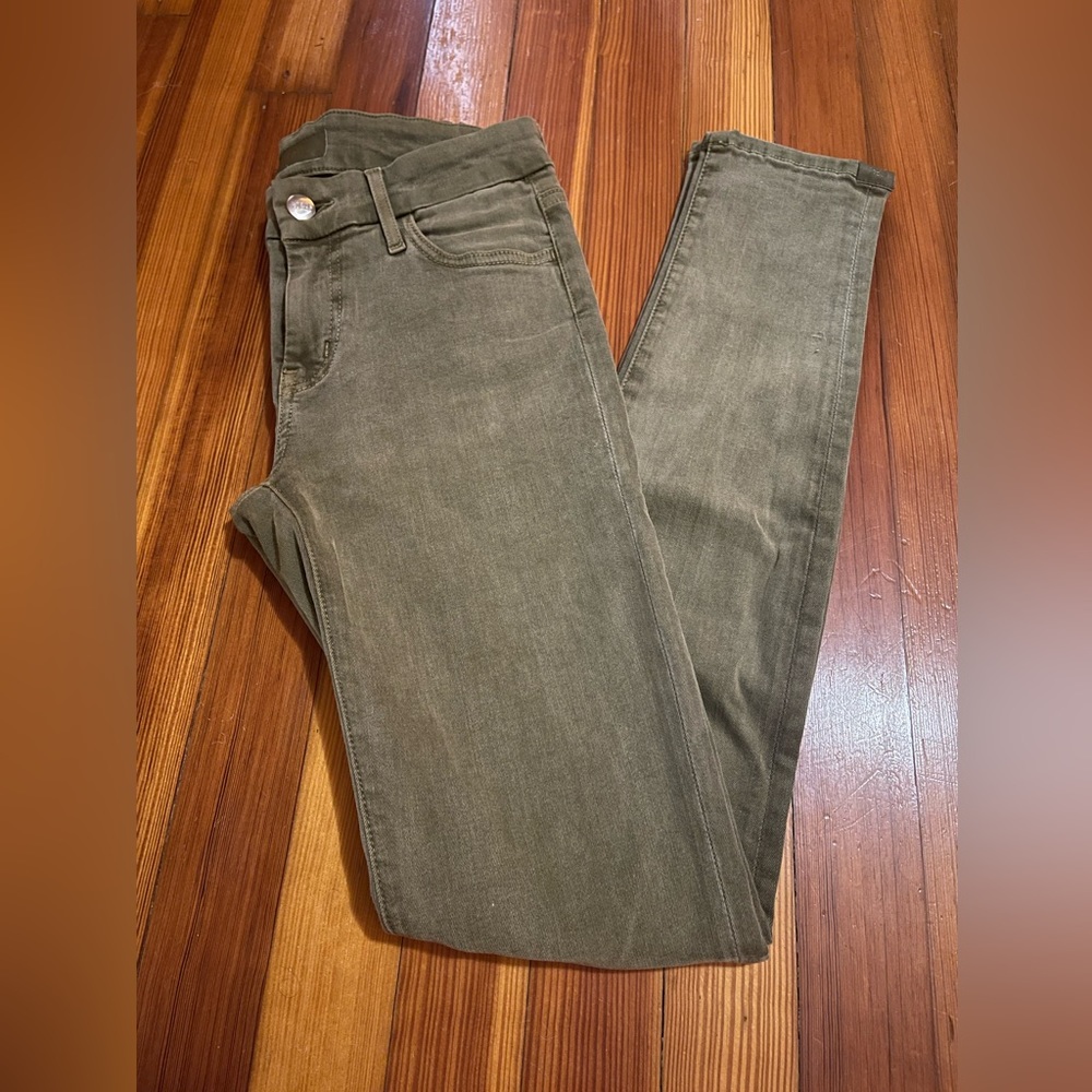 Koral skinny jeans in Chartreuse Worn
